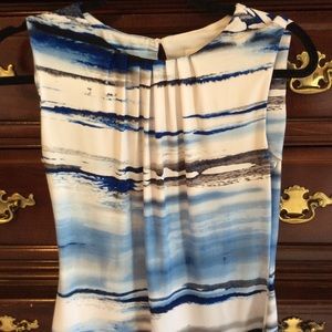 Calvin Klein size Small, shell